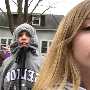 Meet your Posher, Kloe